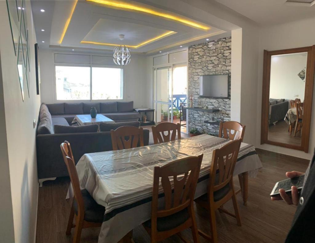 Duplex Vu Sur Mer Martil Bagian luar foto