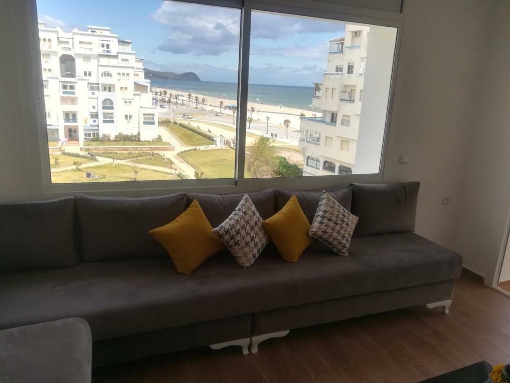 Duplex Vu Sur Mer Martil Bagian luar foto